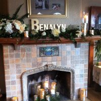 Working in pictures and accessories around a beautiful fireplace